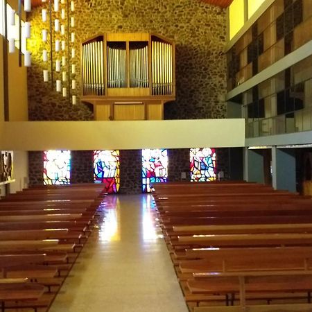 Hotel Residencia Sagrada Familia La Seu d'Urgell Zewnętrze zdjęcie